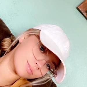 Meet your Posher, Mandy